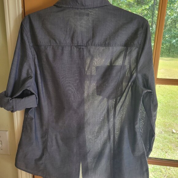 Chambray light weight blouse - Picture 5 of 5
